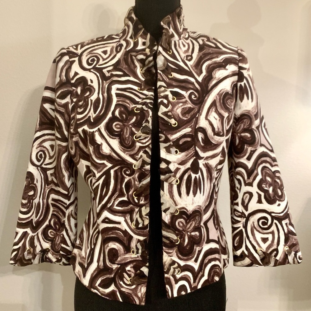 St. John Exclusively for Saks Fifth Avenue Jacket. Size 6. 3/4 sleeves. Used